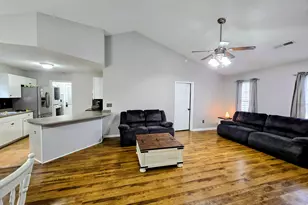 137 Hillside Cir, Easley, SC 29640 - Photo 12