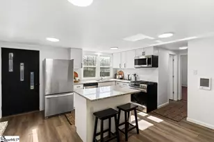 566 S Harper Ext, Laurens, SC 29360 - Photo 8