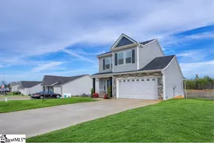 160 Thorn Crk Dr, Gaffney, SC 29341 - Photo 2