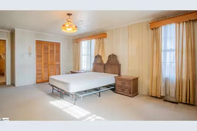 4 W Fleming Street, Ware Shoals, SC 29692 - Photo 10