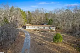 191 Juniper Ln, Pickens, SC 29671 - Photo 2