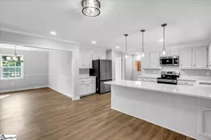 3 Coleman Park Cir, Travelers Rest, SC 29690 - Photo 16