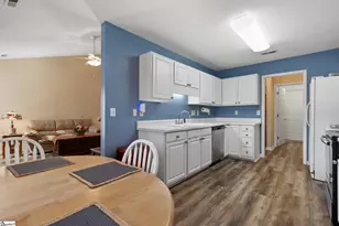 9 Pheasant Ridge Dr, Taylors, SC 29687 - Photo 8