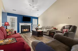 9 Pheasant Ridge Dr, Taylors, SC 29687 - Photo 2