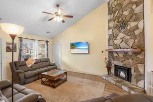 345 Bishop Hicks Ct, Inman, SC 29349 - Photo 4