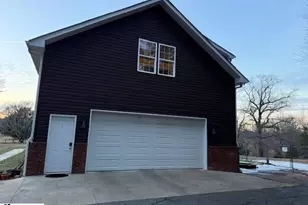 6122 Locust Hill Rd, Travelers Rest, SC 29690 - Photo 2