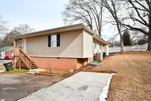 613/615 W 4th Ave, Easley, SC 29640 - Photo 4