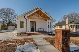 205 Pine St, Greer, SC 29650 - Photo 48