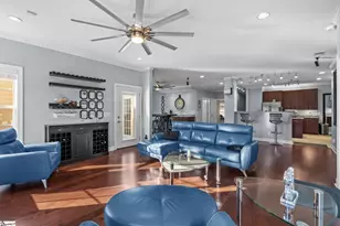 241 Louisvile Dr, Greenville, SC 29607 - Photo 10