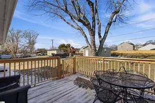 111 McDowell Dr, Boiling Springs, SC 29316 - Photo 14