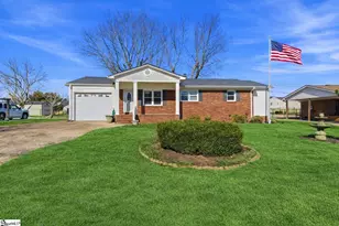 111 McDowell Dr, Boiling Springs, SC 29316 - Photo 2