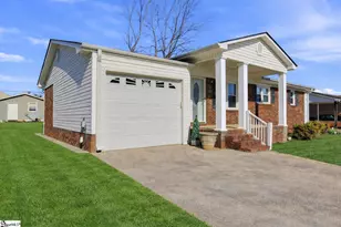 111 McDowell Dr, Boiling Springs, SC 29316 - Photo 6