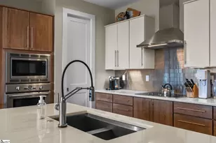 121 Rhett St, Greenville, SC 29601 - Photo 12