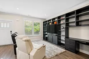 516 Guess St, Greenville, SC 29605 - Photo 4