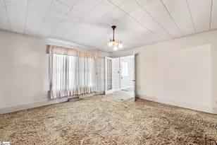 312 S Catherine St, Pickens, SC 29671 - Photo 6