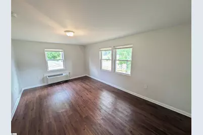 201 Chandler Drive #8A, Gaffney, SC 29340 - Photo 2