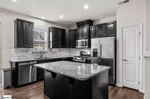 32 Country Dale Dr, Greer, SC 29650 - Photo 8