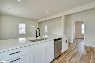 205 Magnolia St, Gaffney, SC 29340 - Photo 12