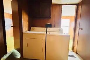 822 Ranch Rd, Laurens, SC 29360 - Photo 2