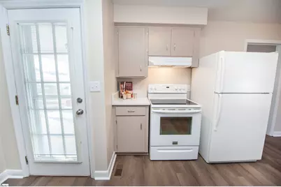 106 Cloverdale Drive, Boiling Springs, SC 29316 - Photo 8