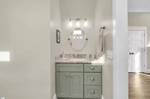 103 Cottage Ln, Greenwood, SC 29649 - Photo 16