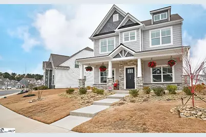 617 Columbus Circle, Simpsonville, SC 29680 - Photo 2