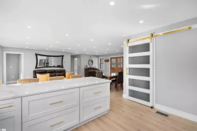 204 Woodfield Avenue, Fountain Inn, SC 29644 - Photo 18