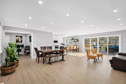 204 Woodfield Avenue, Fountain Inn, SC 29644 - Photo 6