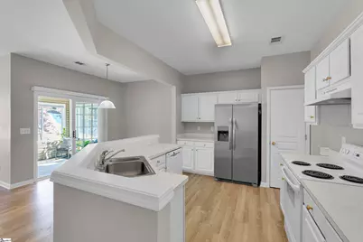 1003 Medora Drive, Greer, SC 29650 - Photo 6