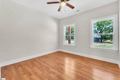 5138 N Old Laurens Road, Gray Court, SC 29645 - Photo 20