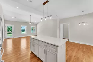 5138 N Old Laurens Rd, Gray Court, SC 29645 - Photo 6