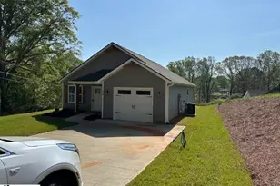 210 E Greenwood St, Landrum, SC 29356 - Photo 2