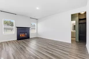 813 Elgon Walk Dr, Fountain Inn, SC 29644 - Photo 4