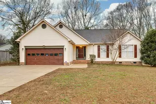 112 Brown Ln, Simpsonville, SC 29681 - Photo 2
