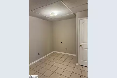 16 Lake Drive #apt E, Inman, SC 29303 - Photo 2