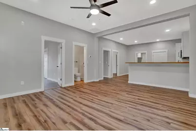 402 Elm Street, Gaffney, SC 29340 - Photo 6