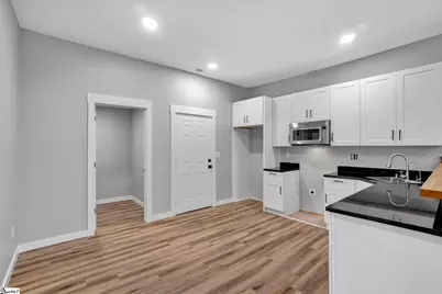 402 Elm Street, Gaffney, SC 29340 - Photo 8