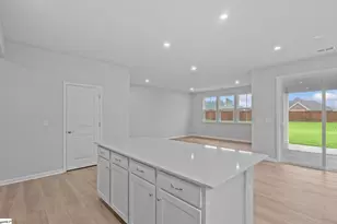 1329 Capefox Dr, Spartanburg, SC 29303 - Photo 10