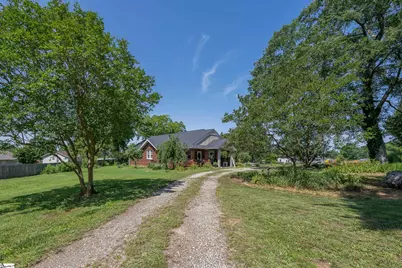 525 Crane Avenue, Greenville, SC 29617 - Photo 2