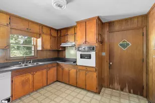 3190 Apple Orchard Rd, Clinton, SC 29325 - Photo 10