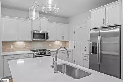 405 Crestcreek Drive, Anderson, SC 29621 - Photo 6