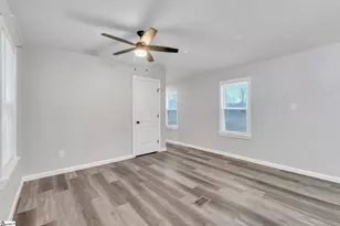 898 Reynolds Rd, Chesnee, SC 29323 - Photo 4