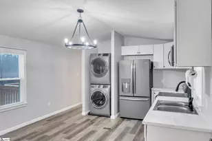 898 Reynolds Rd, Chesnee, SC 29323 - Photo 8