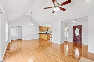 101 Oak Leaf Ct, Pickens, SC 29671 - Photo 14