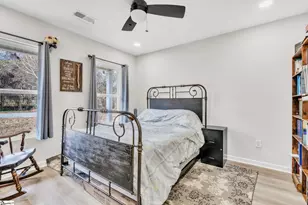 218 N Florida Ave, Greenville, SC 29611 - Photo 14