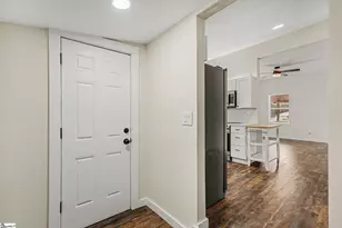 25 E 5th St, Greenville, SC 29611 - Photo 18