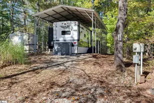 528 Loop Cir, Westminster, SC 29693 - Photo 2