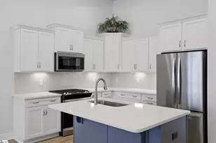 222 Woodhouse Wy, Greenville, SC 29605 - Photo 10