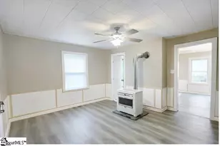 105 W Front St, Iva, SC 29655 - Photo 2