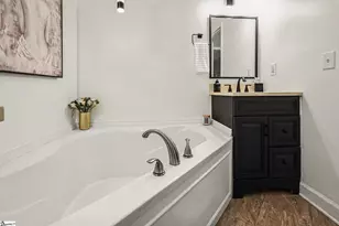 127 Oak Dr, Greer, SC 29650 - Photo 16